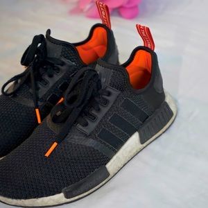 Adidas NMD_R1 SHOES